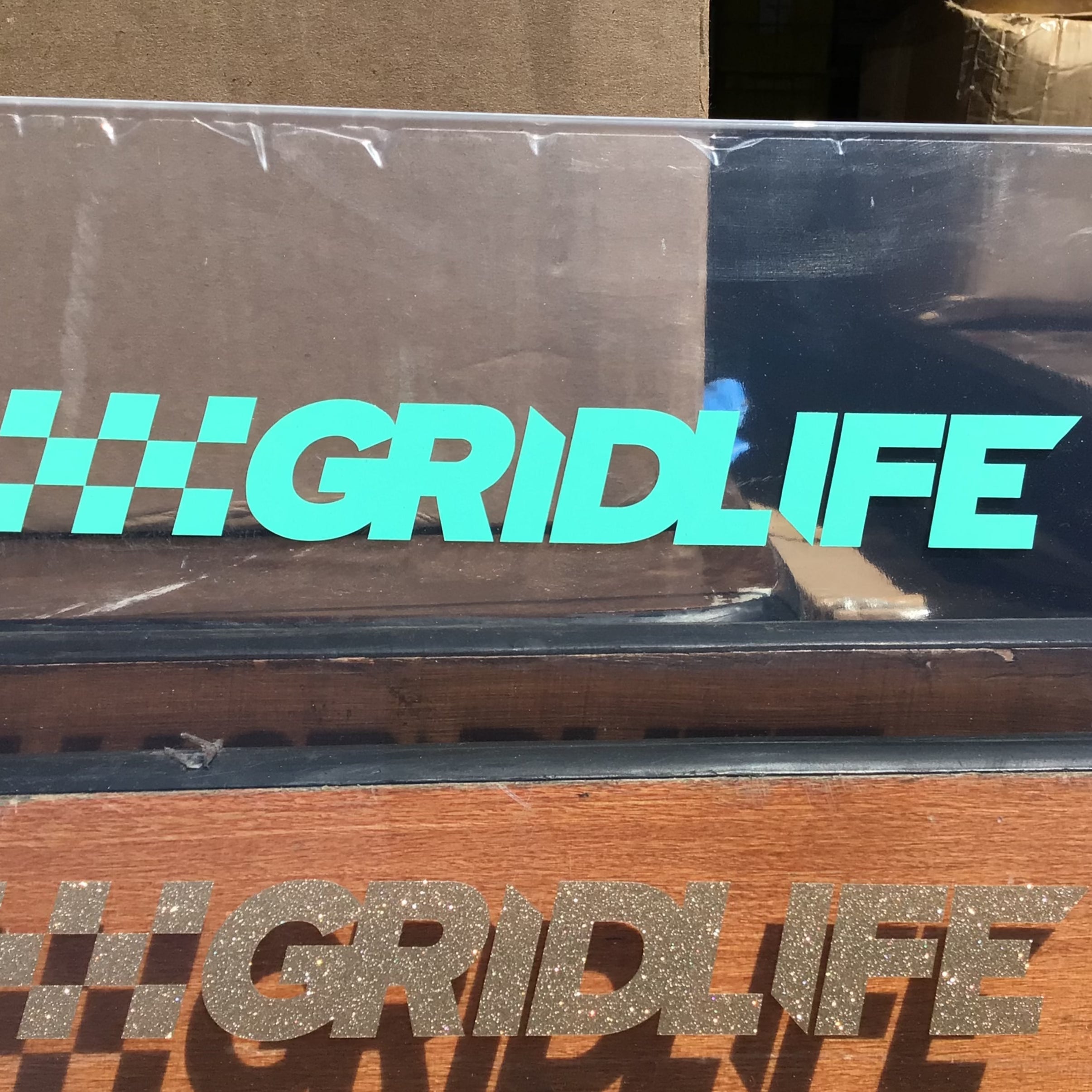 Flag Logo Die-cut Decal : Multiple Colors Available